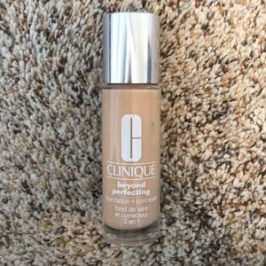 Clinique Beyond Perfecting Foundation